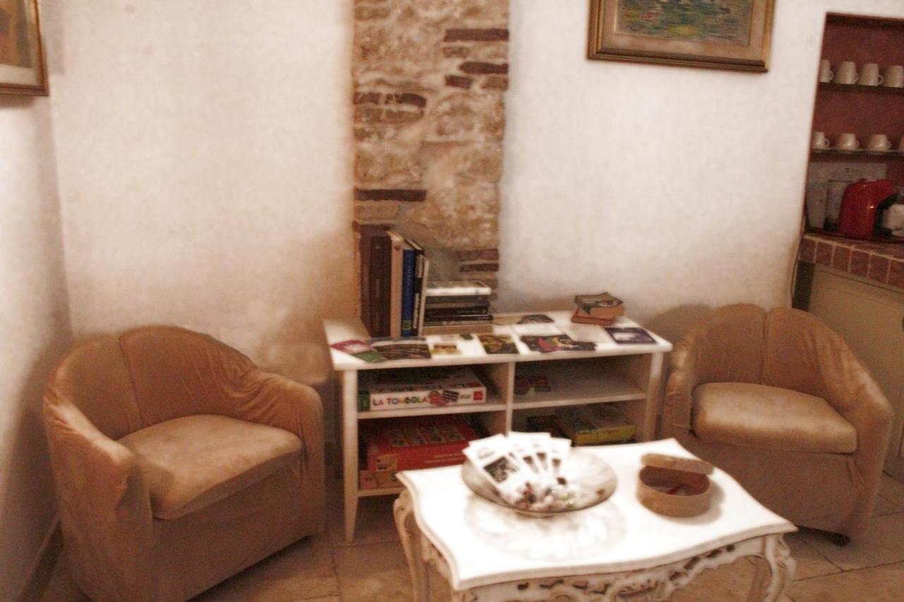 Apartamento L'Antico Pozzo Sulmona Exterior foto